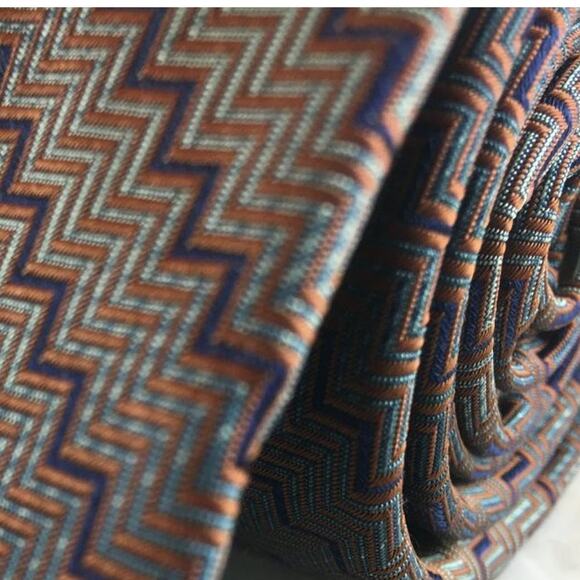 KENNETH COLE SILK TIE - Picture 11 of 11